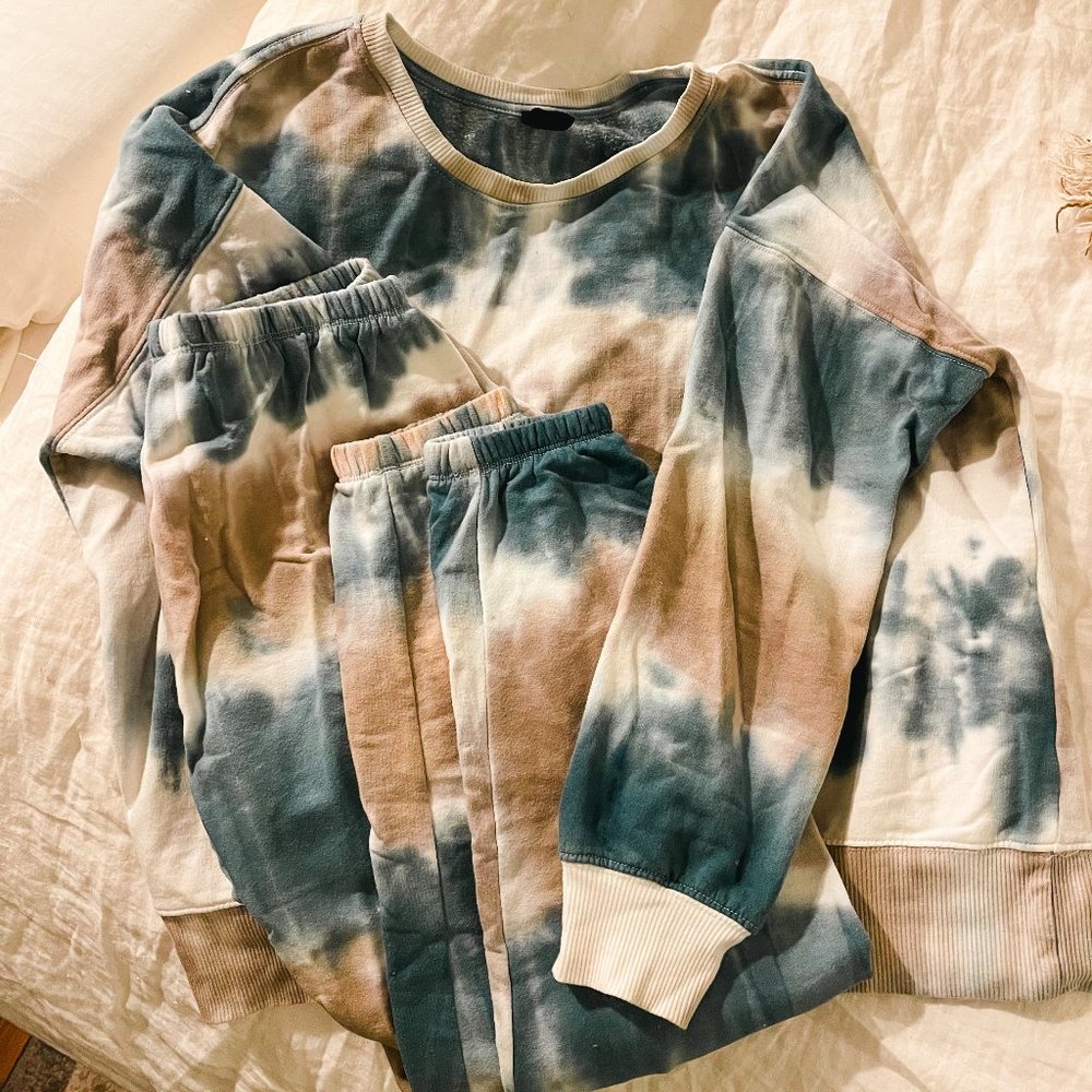 Tie-Dye Jogger Set